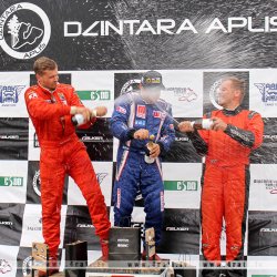 2019-06-16 19-57-13_2